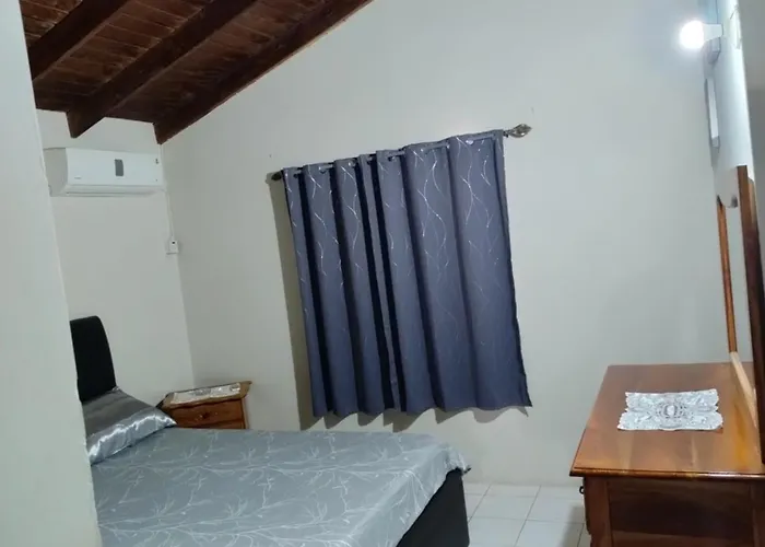 Aquamarine Ave Apartment *
