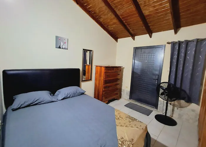Aquamarine Ave Apartment